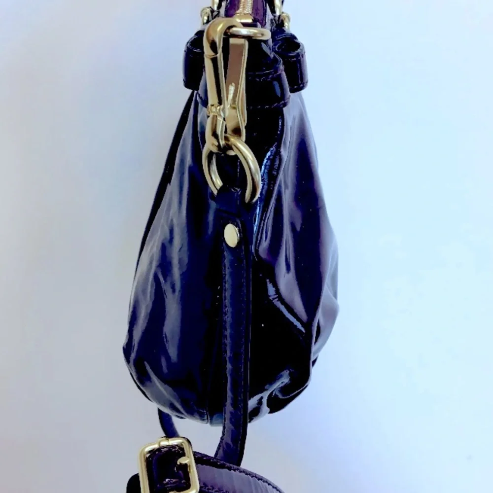 ❌SOLD❌ RARE Coach Plum Madison Patent Leather Lindsey Satchel EUC - Picture 8 of 15